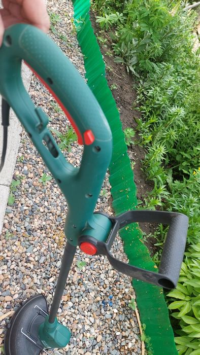 Триммер электрический Bosch EasyGrassCut 26