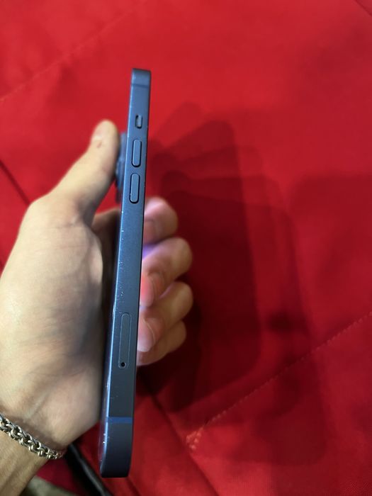 Амереканец IPhone 13 256GB