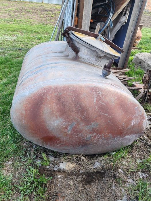 Продам бочку для хранения