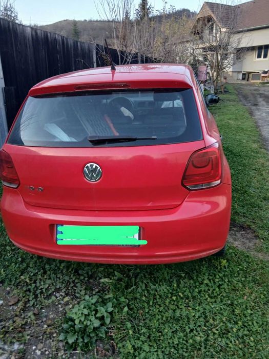 Dezmembrez volkswagen vw polo 6R 1.2 tsi cod motor CGPB 2010 rosu