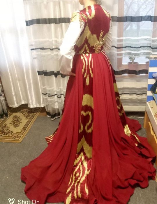 Вечерние платья атлас и шифон