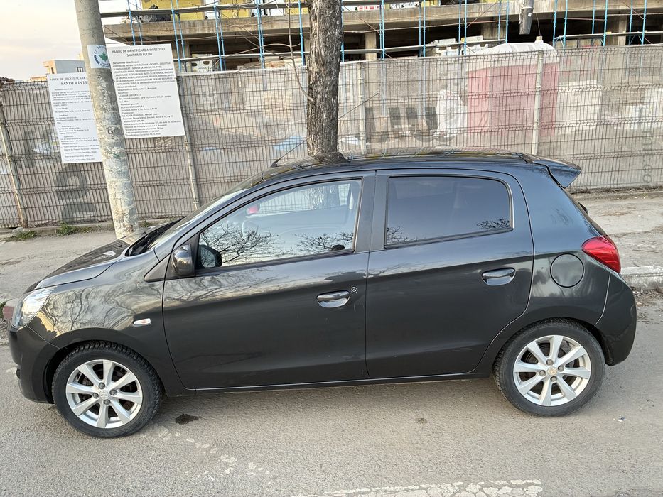 Mitsubishi Space star 1.2 benzina automata 69000 km 2014