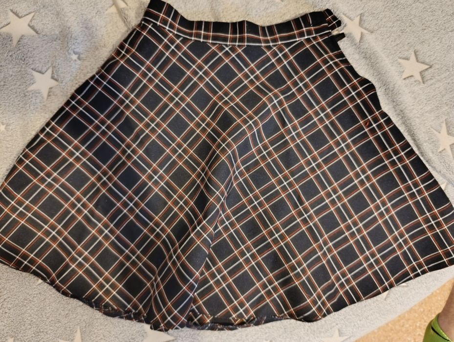 Продам школьную юбку