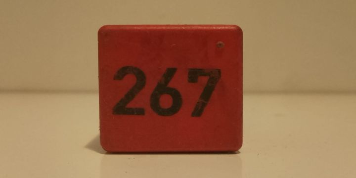 Releu  267 443919578c Audi A4 B5 seria