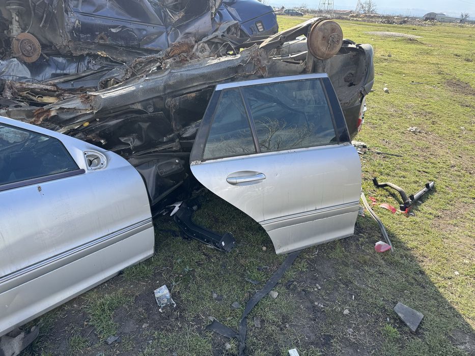 Задна дясна за w203