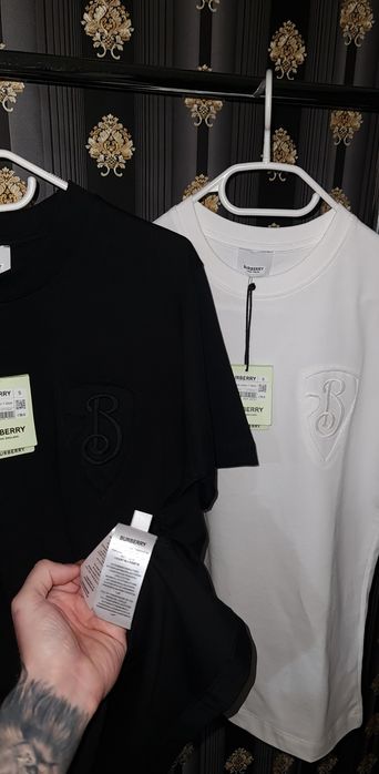 Pantaloni scurti - tricou Burberry  / dsquared2 - premium