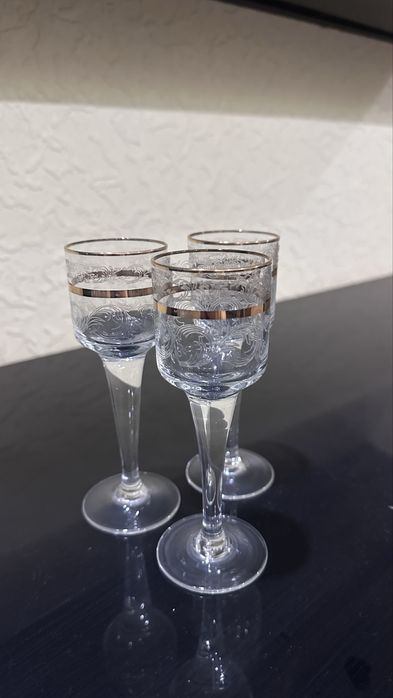 Продается стекло, хрусталь