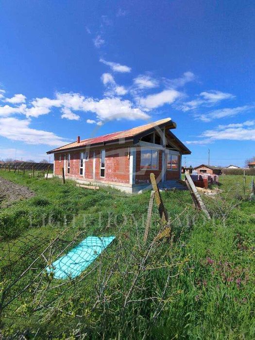 Продава се Къща в с. Граф Игнатиево, Област Пловдив - 160 кв.м за 748 €/кв.м - Снимка #5