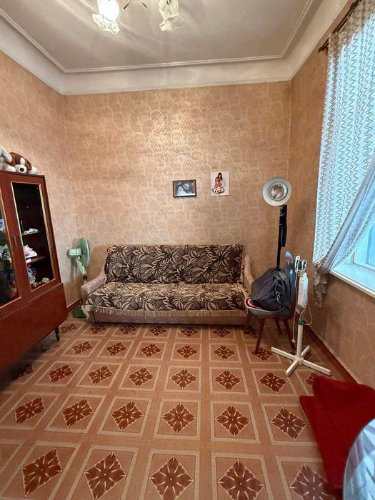 Продаётся СВОЙ дом с участком 2.7 сотки. Азербайджанский центр