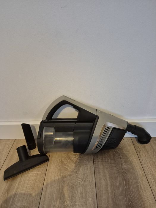 Aspirator fara fir MIELE