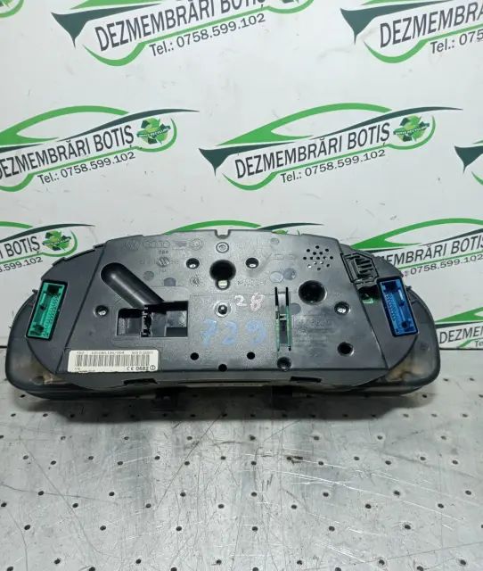 Ceasuri bord / CU PUTINA DEFECT Volkswagen VW Passat 2001