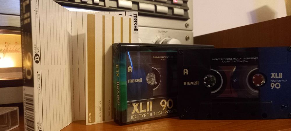 Casete audio AKAI Maxell BASF