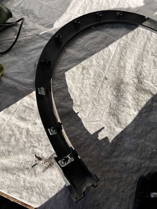 Предна дясна и лява вежда Renault Captur