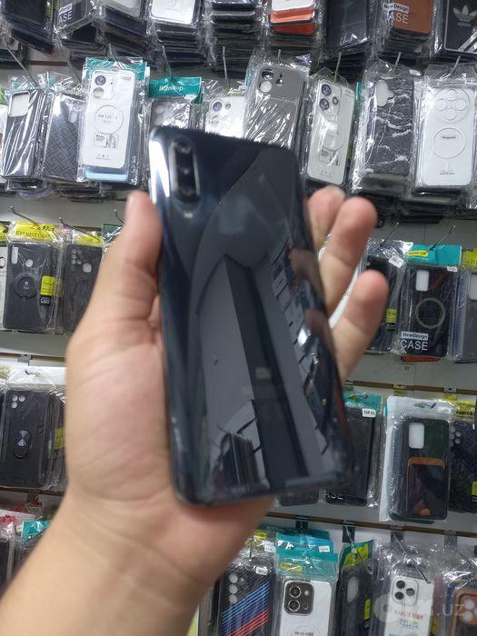 Xiaomi MI9 64GB  kamera 4K 60FPS