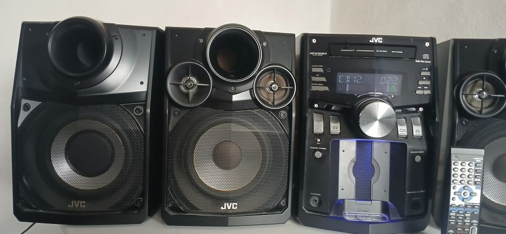 JVC MX-KC68 400W Hi-Fi Система с Субуфер и Дистанционно