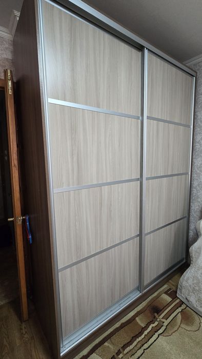 Продам Шкаф-купе