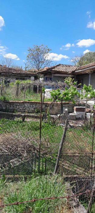 Продавам къща в с.Кайнарджа