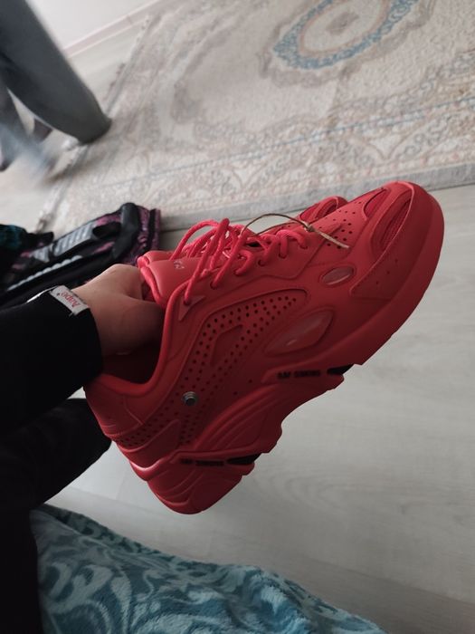 Raf simons cylon 21 серые ,красные