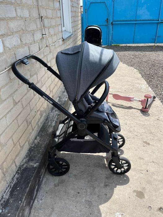 Продам коляску Ining Baby