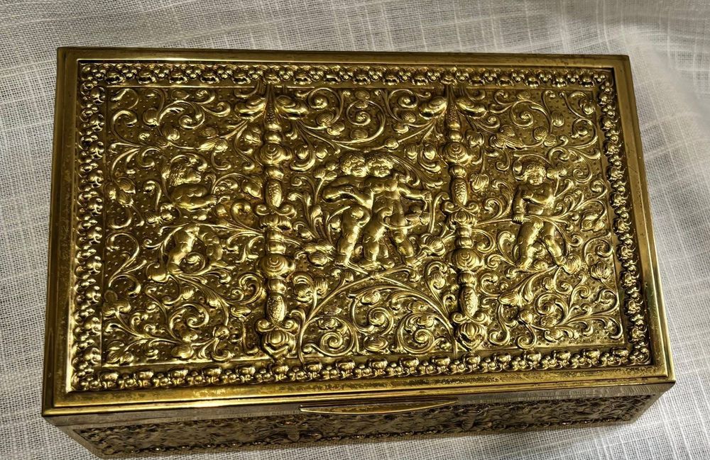 Сет от кутия за пури, запалка и съд за тютюн от месинг/бронз