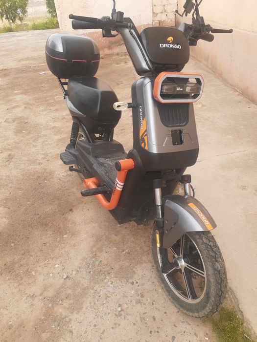 Skuter sotiladi yangi