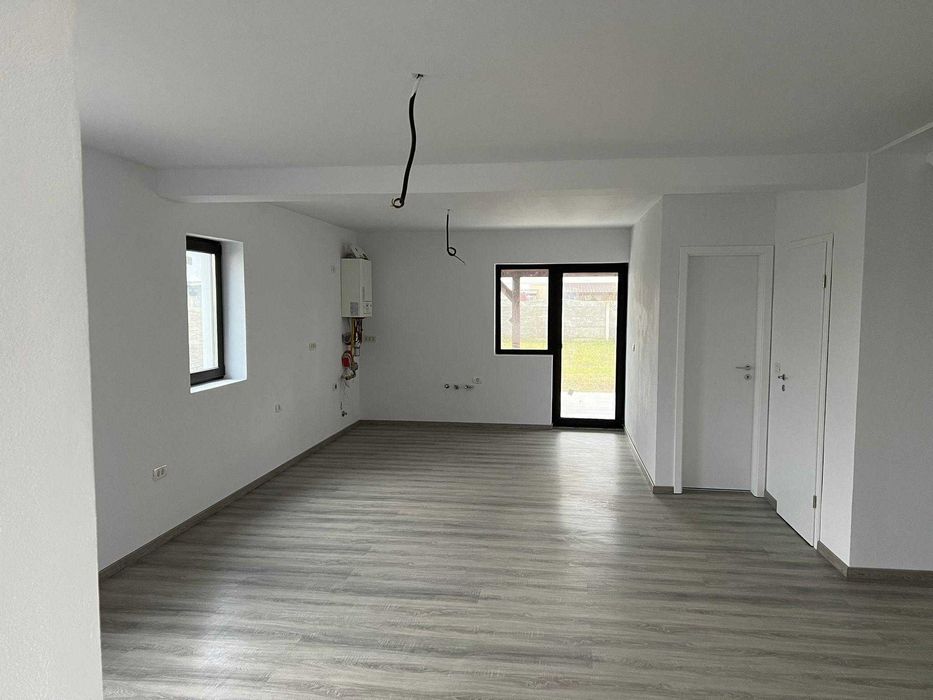 Duplex Individual Bucovat,Remetea Mare / Persoana Fizica