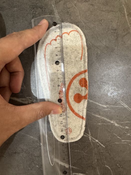 Продам детский ботинок