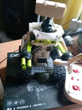 Robotel din lego că nou