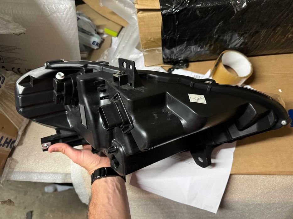 Ляв фар за Форд Мустанг 2018- Mustang