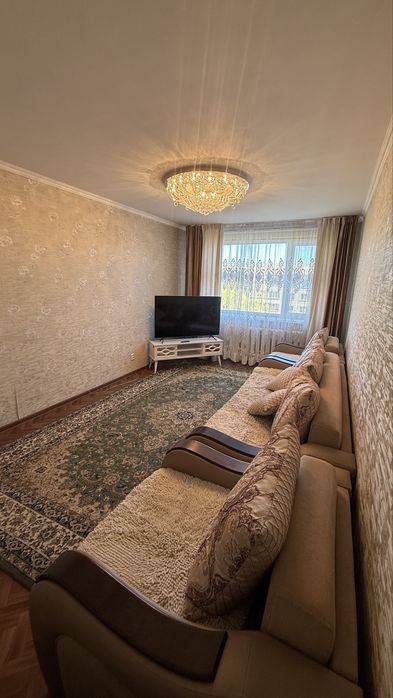 3 комнт, район универа