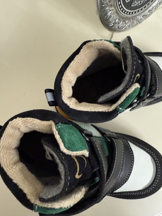 Продам новую обувь