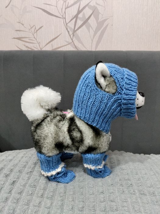 Продам вязаный комплект для маленьких собачек