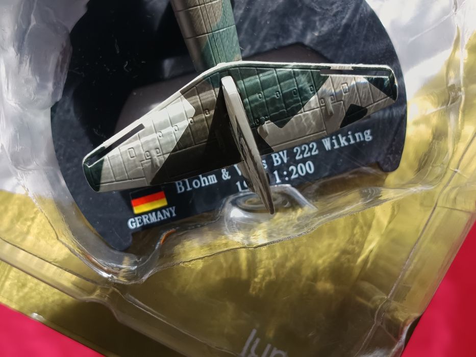 WW2 Machetă avion german 2 modele/ Noi/preț pentru unul !