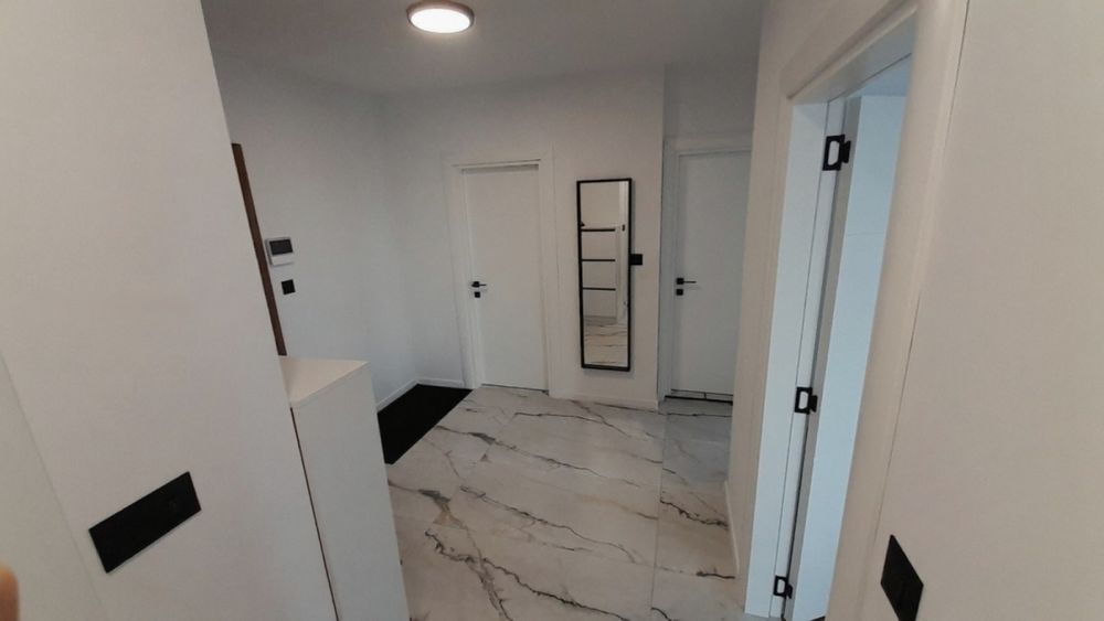 Продава се Многостаен апартамент в Пловдив, Каменица 2 - 131 кв.м за 2214 €/кв.м - Снимка #7