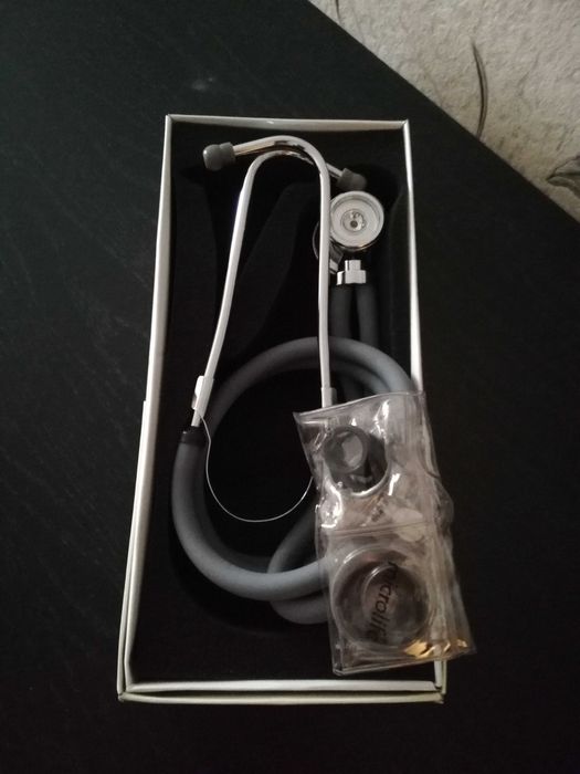 Медицинской фонендоскоп