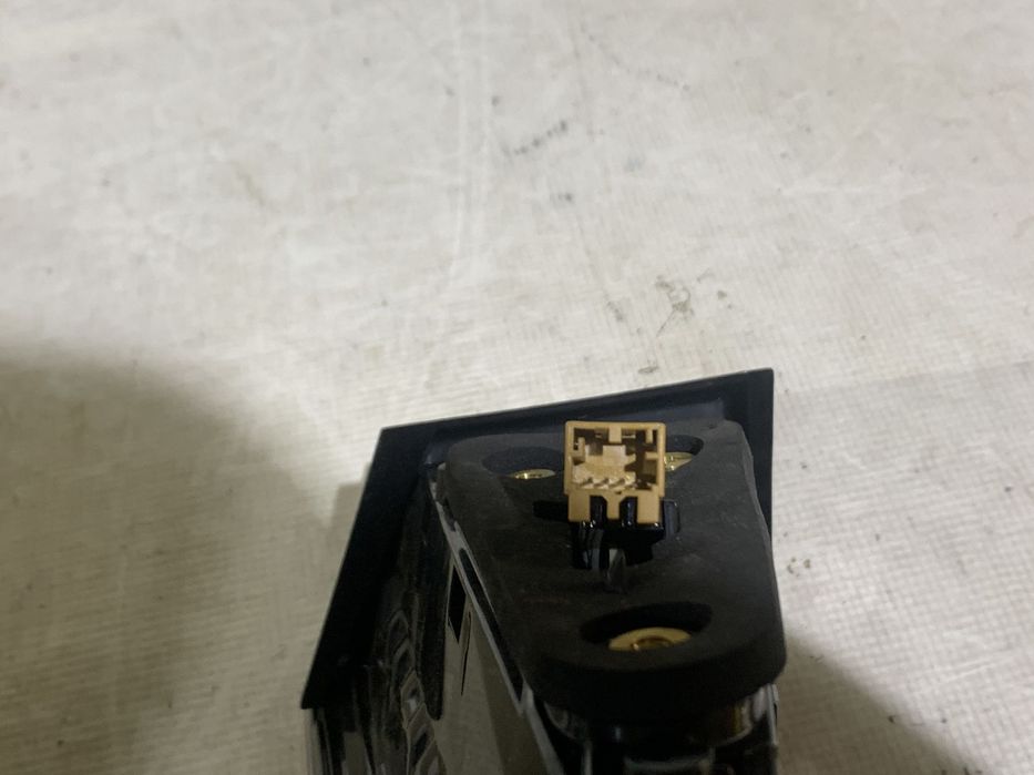 Lampa stop dreapta pe hayon, Skoda Enyaq, 2021, 2022, 2023, 2024, cod origine OE 5LG945308C.