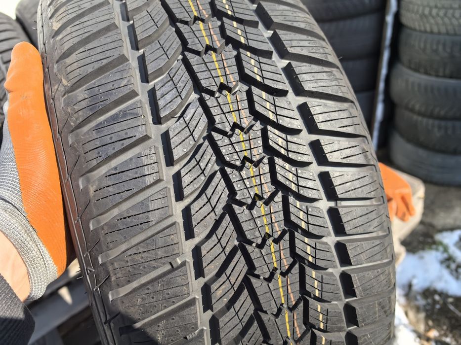 225/45/17 Сава ДОТ 2022 г - Чисто Нови