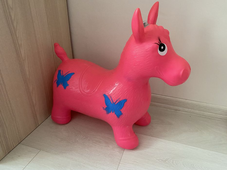 Надуваемо гумено конче / скачащо магаре