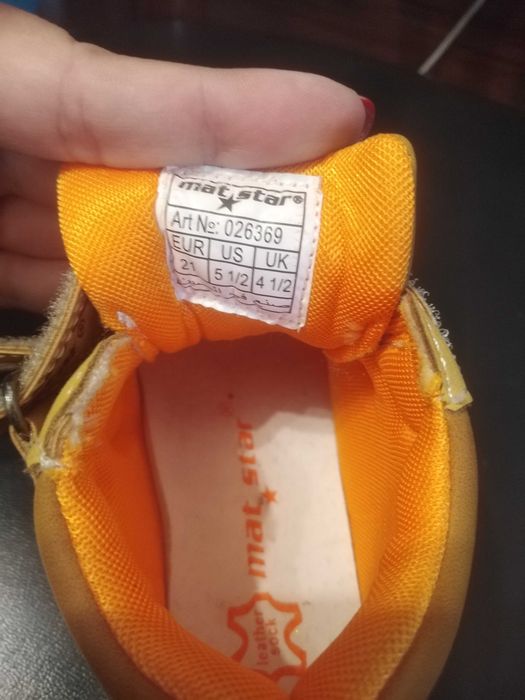 Детски обувки размер 21