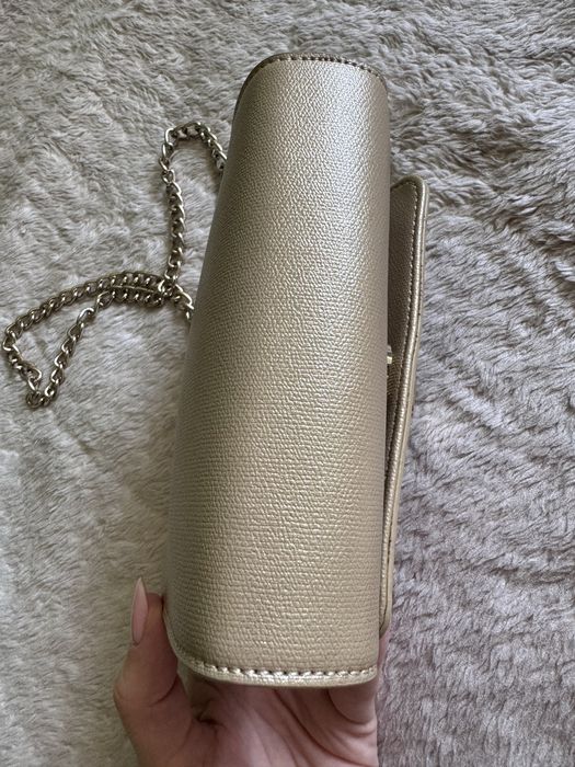 Златиста чанта VALENTINO di Mario Valentino