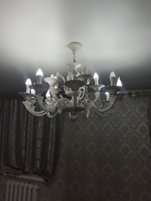 Люстры б/у 3 штуки