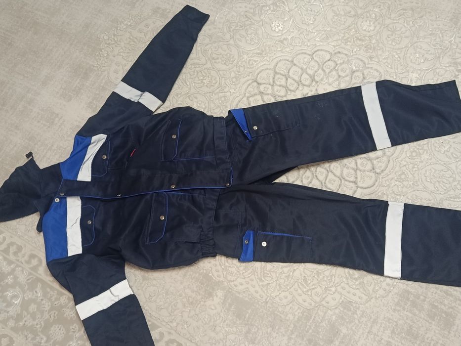 Продается рабочая форма одежды