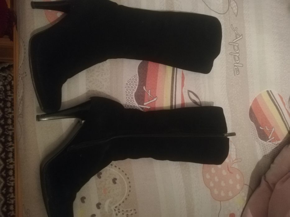 Продам зимние обуви