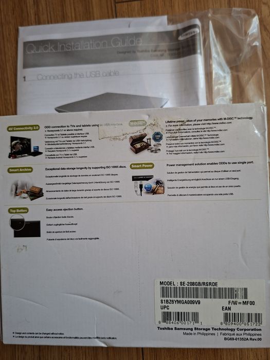 Samsung DVD extern se conectează usb.