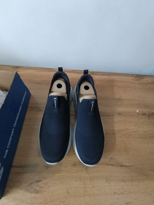 Новые Оригинал Skechers GOwalk — Размер US 10 (43) — Супер мягкие