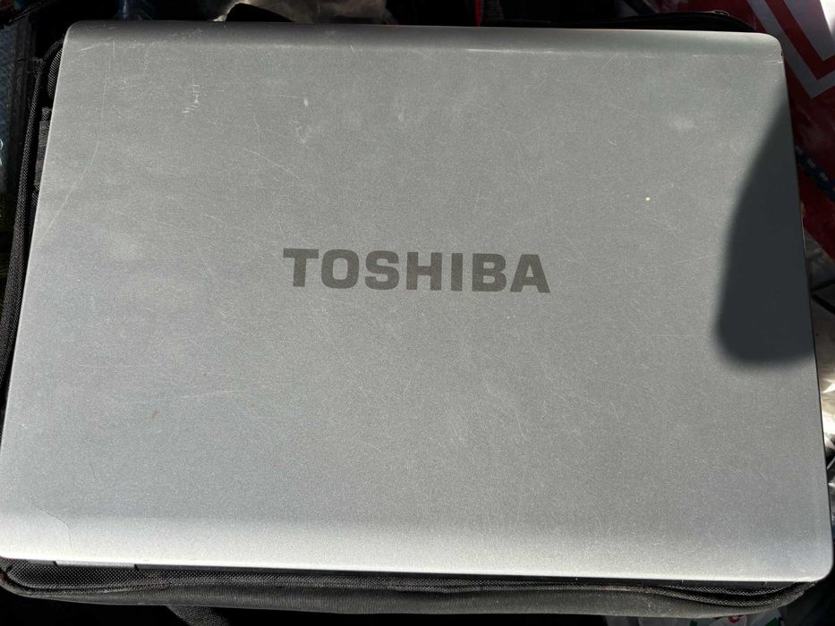 Лаптоп Toshiba Satelite L300