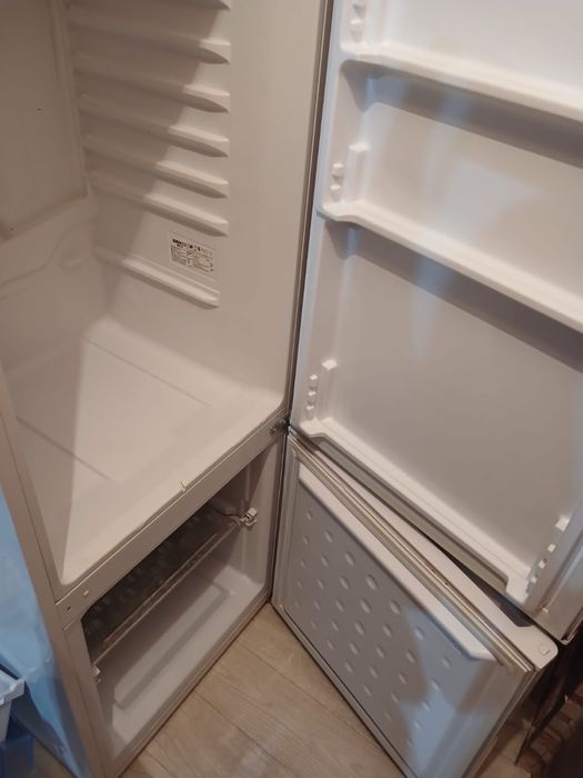 Холодильники.