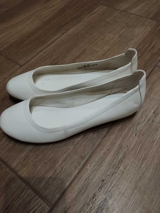 Обувки-балеринки