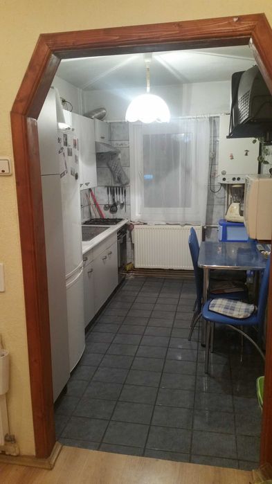 Inchiriez Apartament 3 Camere Zona Valea Aurie Etaj 1