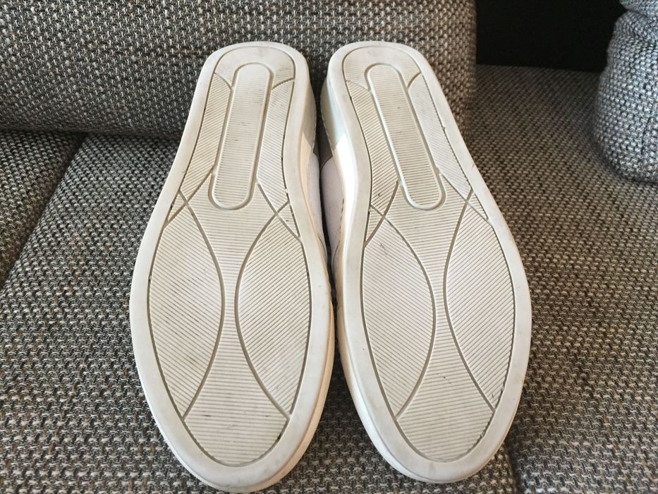 Обувки Strellson